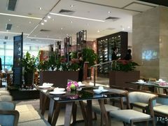 -南国会酒家(岗顶1站广场店)