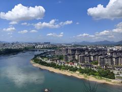 -叠彩山景区