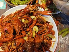 -老街烧烤大排档·地道湖北菜·龙虾馆(汉口火车站店)