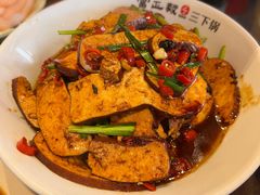 -富正毅三下锅·湘西韵味(天门山索道店)