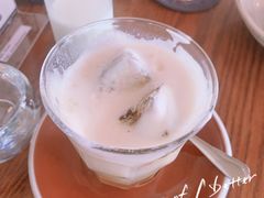 -ROAST coffee & eatery