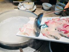 -淘米捞·米汤脆鲩鱼火锅(福田皇岗店)