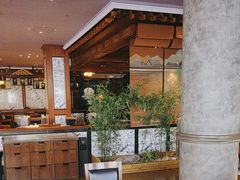 -八府香鸭·啫啫煲(华山路店)