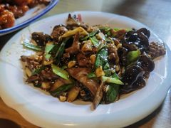 -十六中酱肉·烧烤·京菜小馆(五方桥旗舰店)