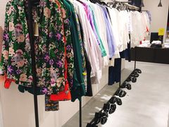 -URBAN REVIVO(七宝领展广场店)