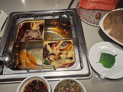 -海底捞火锅(旭辉MALL店)