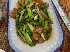 蒜苗回锅肉-雨田饭店(华兴东街店)