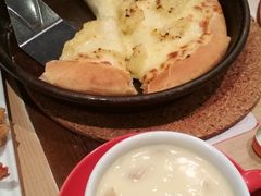 -必胜客(百联又一城店)