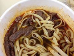 -江三王记牛杂馆(总店)