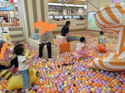 -KOTM游乐园(太阳宫凯德mall店)