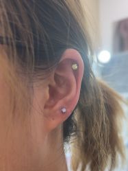 -AI艾耳·专业手工耳洞·穿孔美学馆