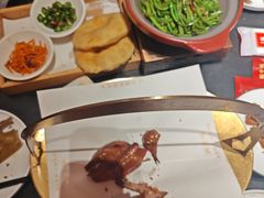 -鸽子侯·家宴·平价海鲜(市图书馆店)