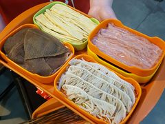 -小郡肝串串香火锅(金桥店)