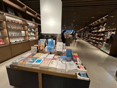 -茑屋书店(天目里店)