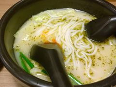 -阿香米线(大唐西市大润发店)