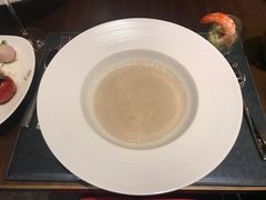 -恰餐厅及酒吧 CHAR Bar & Grill (北京丽都皇冠假日店)
