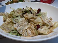-阿瓦山寨·湘菜现炒·剁椒鱼头王(咸阳总店)