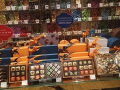 -VENCHI 闻绮(北京国贸商城店)