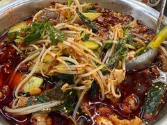 -周良天山牛杂城(天山路总店)