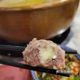 同埋係空氣中夾雜住不同味道既火煱配料。佢呢度醬介係