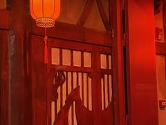 -暴风岛沉浸式体验馆(百联世纪店)