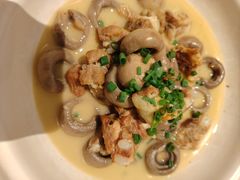 -艳阳天·非遗楚菜(武汉客厅店)