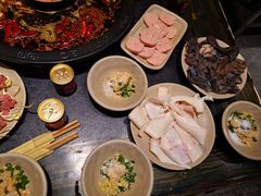 上海梅林-黑鸡母杀牛匠火锅(崇文路店)