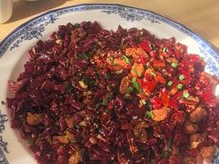 -渝信川菜 · 川味家常菜(财富购物中心店)