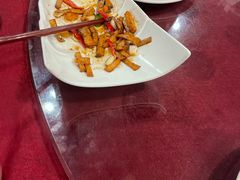 -东馆和天下特色餐饮(工农店)