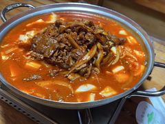 -百年石锅饭·朝鲜族传统民餐