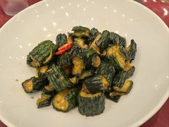 -侬佳蒸菜馆(听潮店)