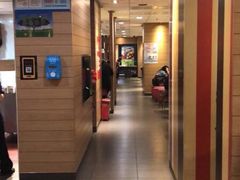 -麦当劳(江湾镇店)