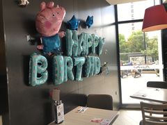 靠窗位-必胜客(宁海西子国际店)