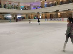 -陈露国际冰上中心(天津嘉里汇店)