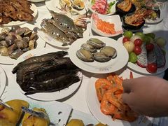 -领鲜活海鲜榴莲自助火锅(东门店)