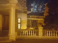 -香港大学