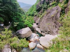 -鄣山大峡谷
