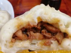 奥尔良鸡腿包-老陶包子铺(南大西南村店)