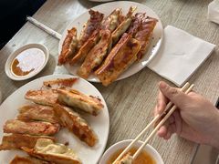 -一品鲜鱼锅贴(人民一路店)