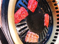 -炼火烤肉店