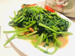 -肥仔文澳门猪骨煲(南京西路店)