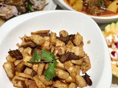 -清真·卡德尔大叔新疆主题餐厅(龙汇路店)