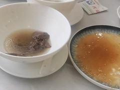 -泉龙渔村·粤式早茶·金牌烧鹅(中山三乡店)