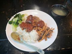 红烧排骨蛋饭-莹珠阁·私房菜