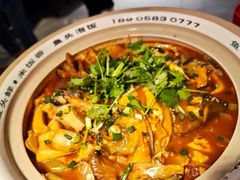 -魏铭鱼头捞饭(晋阳路店)