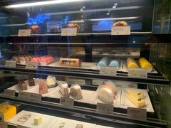 面包甜点陈列柜-麦当劳(城西银泰店)