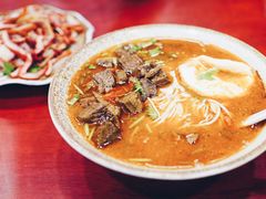 -金杨拉面王小吃面馆·牛三宝面·红烧牛肉粉