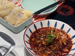 -黄记煌三汁焖锅(新佳丽江汉路店)