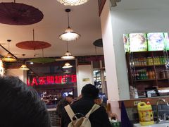 等位区-菲哥麻辣烫(贵山小区店)
