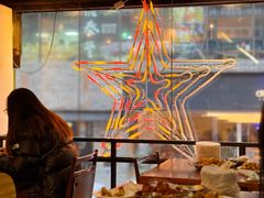 -BHC炸鸡(明洞总店)